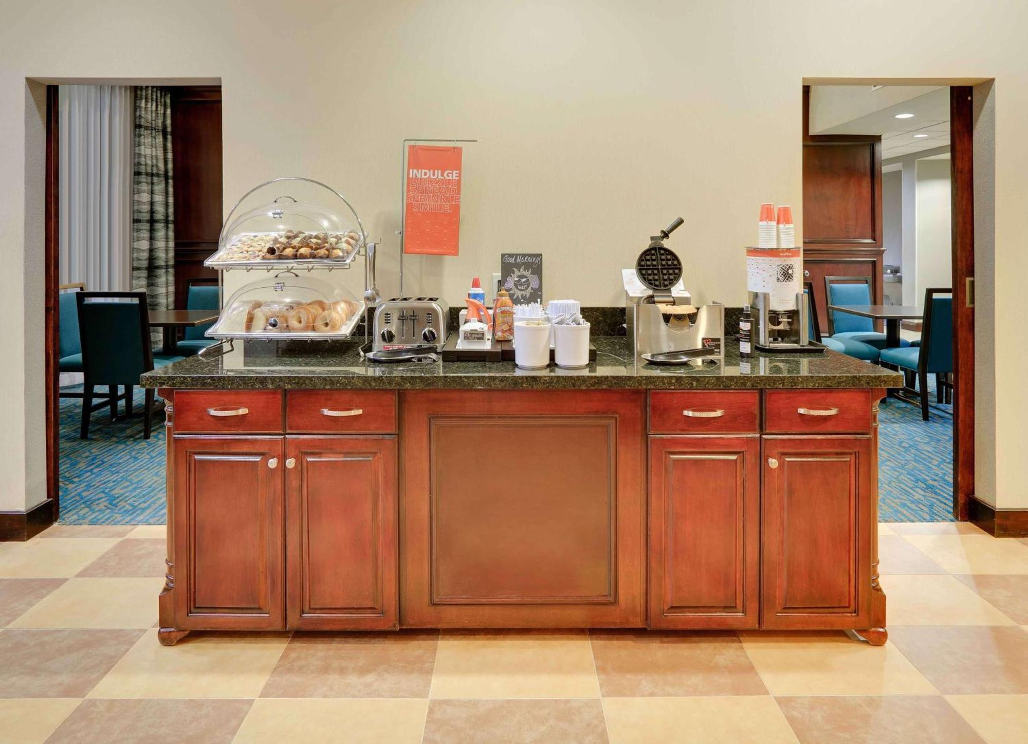 Hampton Inn & Suites Dallas-Arlington-South Extérieur photo